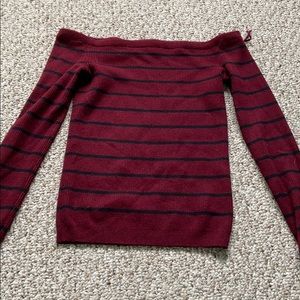 Off the shoulder American Eagle Sweater